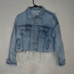 Forever 21 crop jean jacket size medium